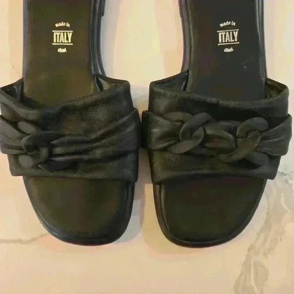 Seychelles Tulum Made In Italy Flats Round Toe Leather Sandals Black Size 9 - Picture 2 of 5